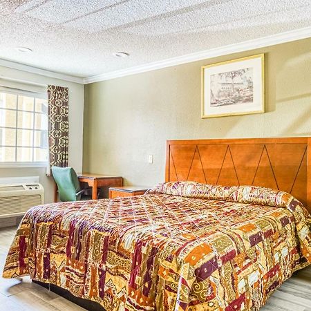 Hotel Whittier, Ca I-605 Bagian luar foto