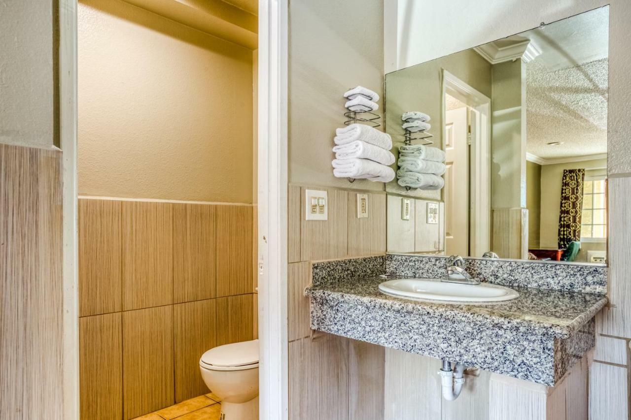 Hotel Whittier, Ca I-605 Bagian luar foto